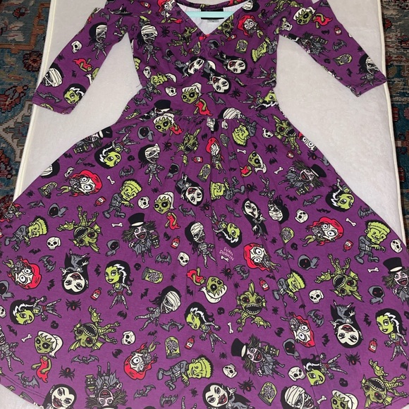 Feminine Monsters Dress - Picture 1 of 3